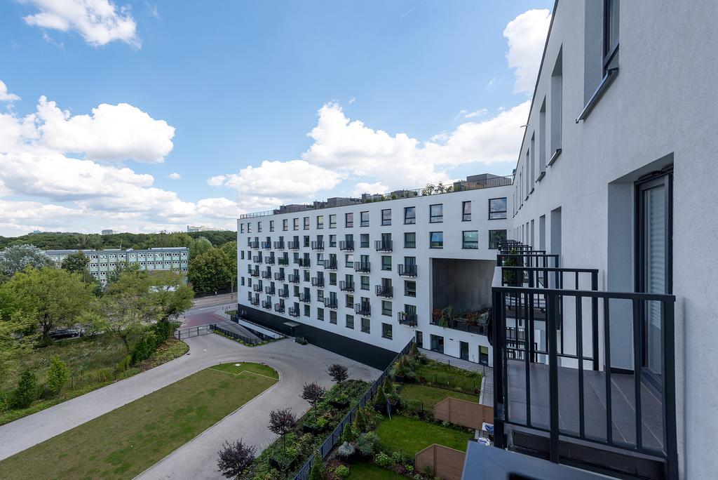 P&O Apartments Wola Tarasy Varsóvia Exterior foto